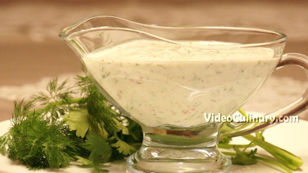 Garlic & Herb Yogurt sauce